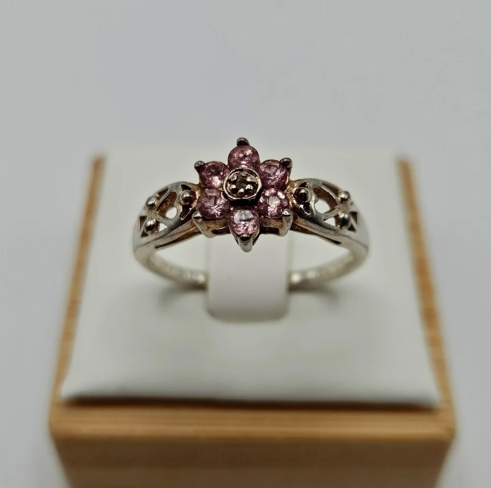 VINTAGE HAN Sterling Silver 925 Pink Stone Flower Ring Size 8.25 Helen Andrews